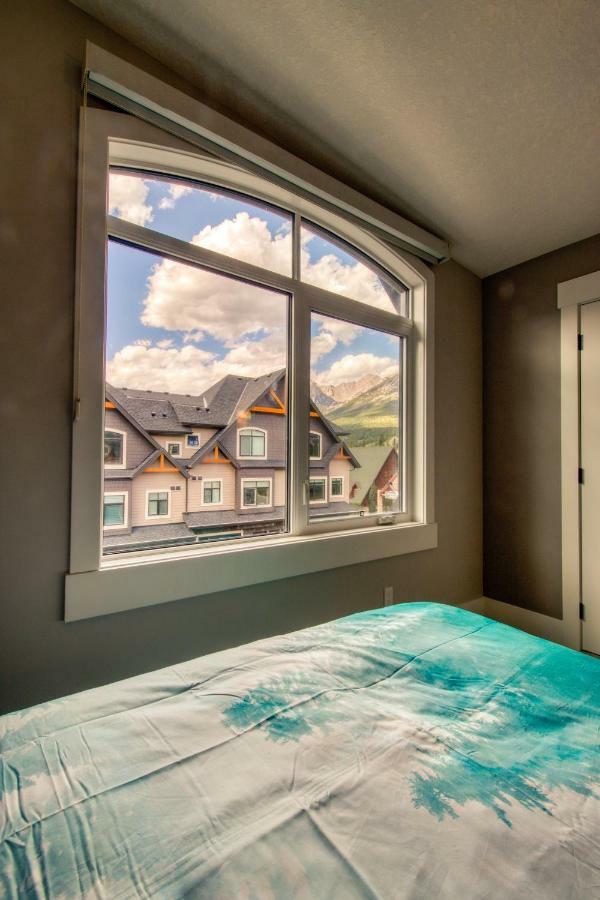 Nomad By Samsara Resort - Panorama Top View - 4Br & 5Bth Canmore Exterior photo